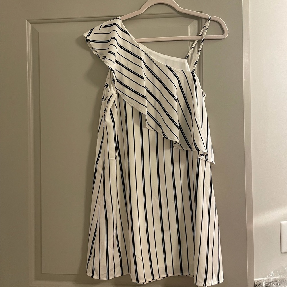 NWT TCEC dress